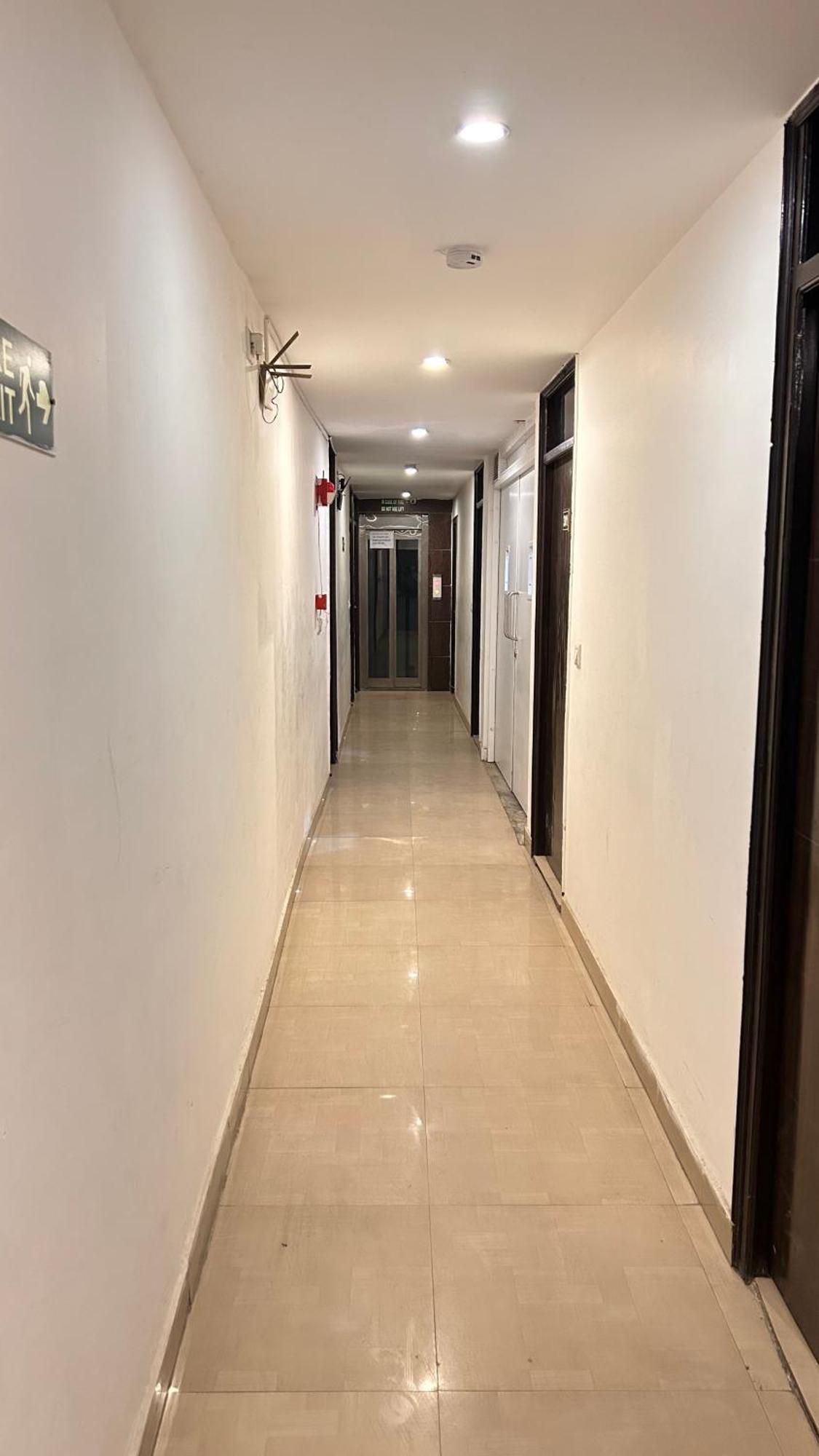 Hotel Platinum With Free Pickup-Delhi Airport Nueva Delhi Exterior foto